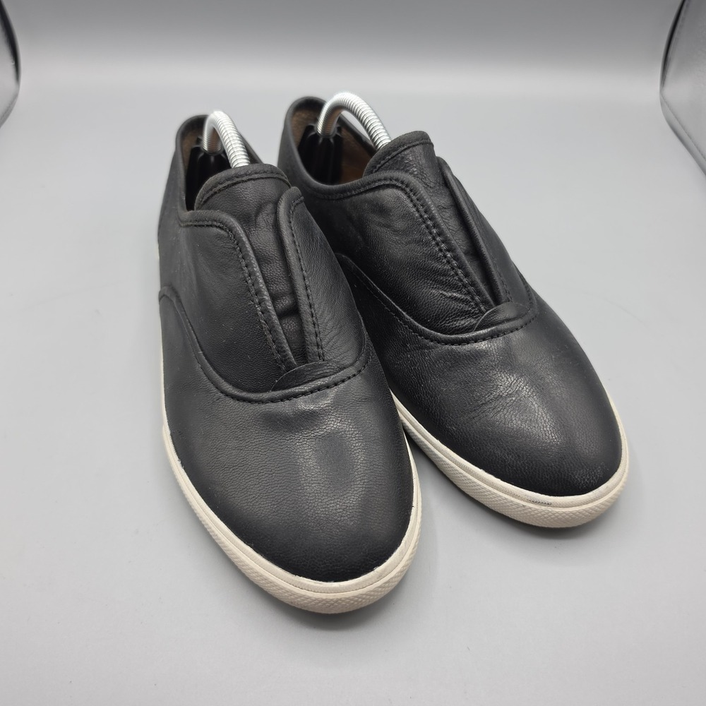 Frye Chambers Slip On Shoes Womens 7.5 Black Leather Sneakers Flats Preppy